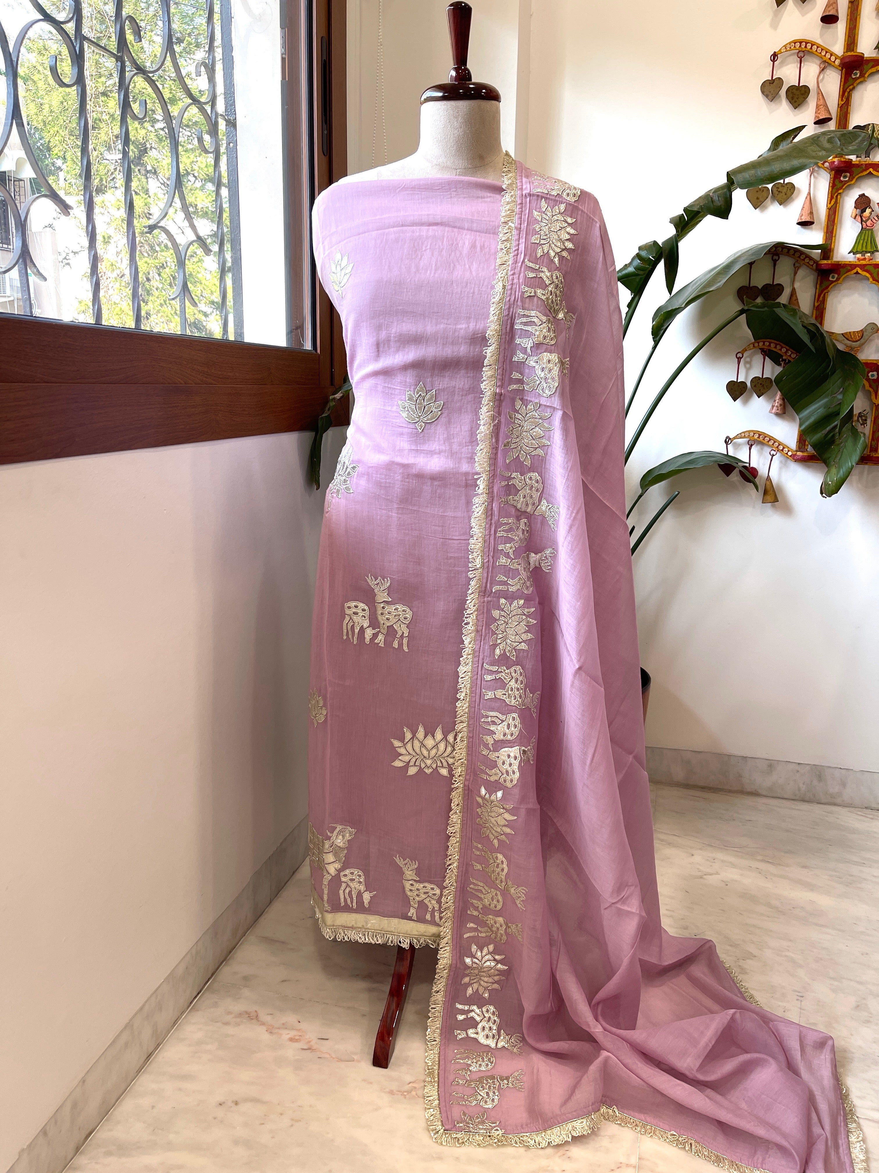 Purplish Pink Gota Applique Suit Set in Pure Mul Chanderi - Masakalee