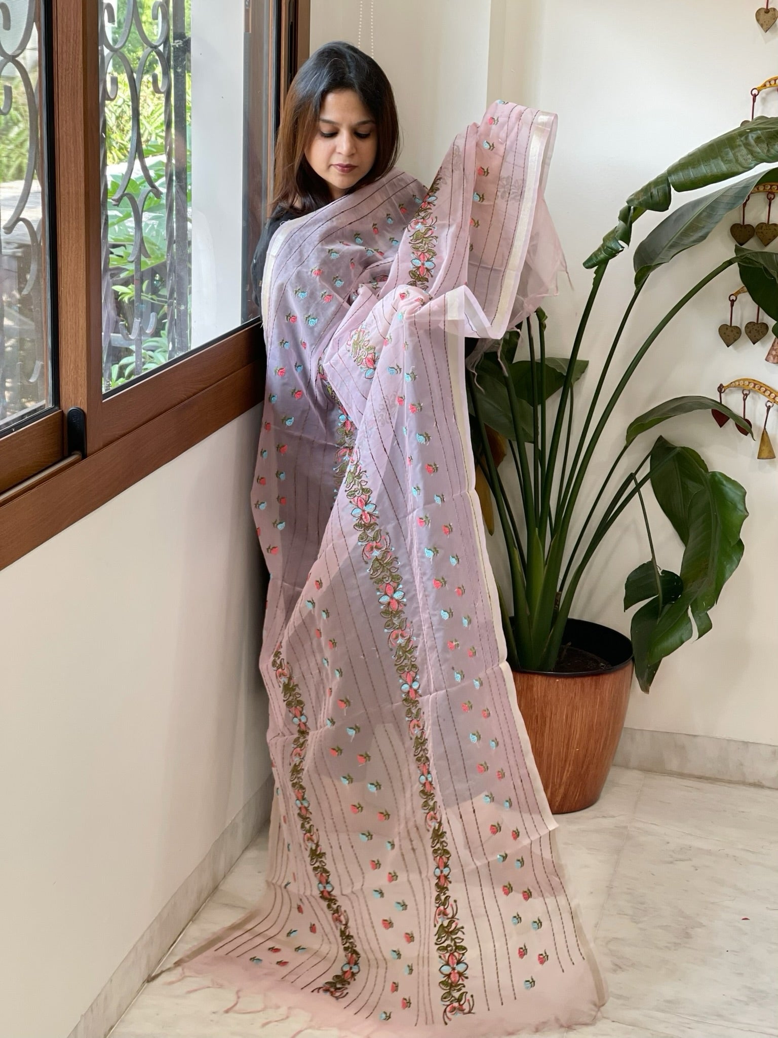 Purplish Pink Organza Dupatta with Thread Embroidery - Masakalee