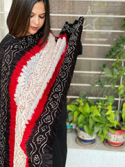 Rai Bandhej Dupatta in Pure Gajji Silk - Masakalee