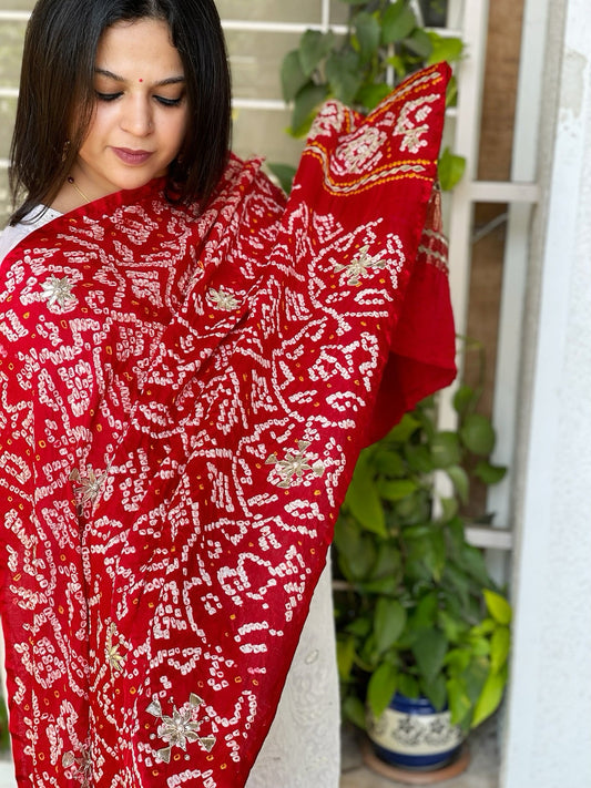 Red Bandhani Dupatta with Gotapatti Handwork in Pure Silk - Masakalee