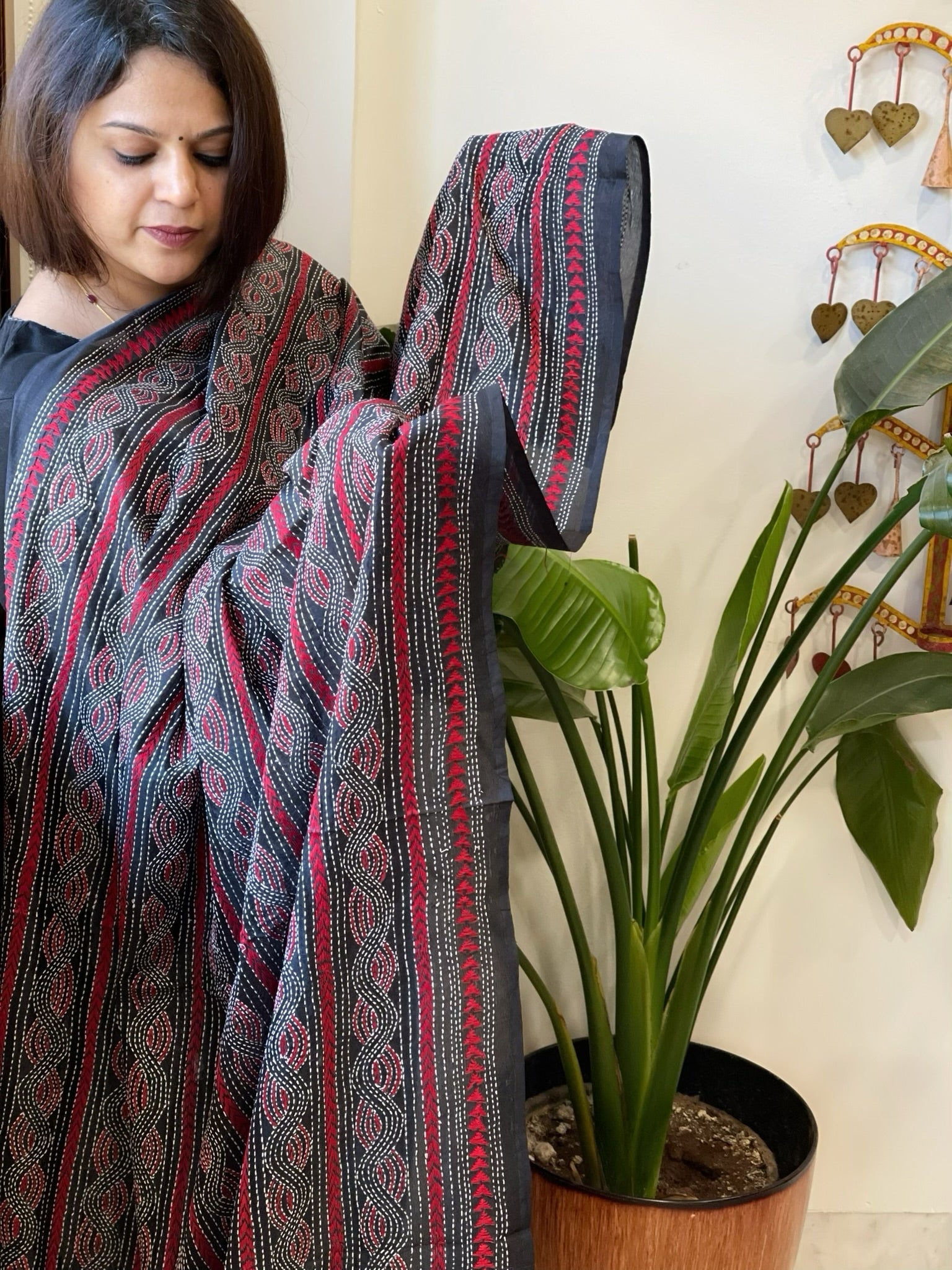 Red, Black Handmade Kantha Dupatta in Silk - Masakalee
