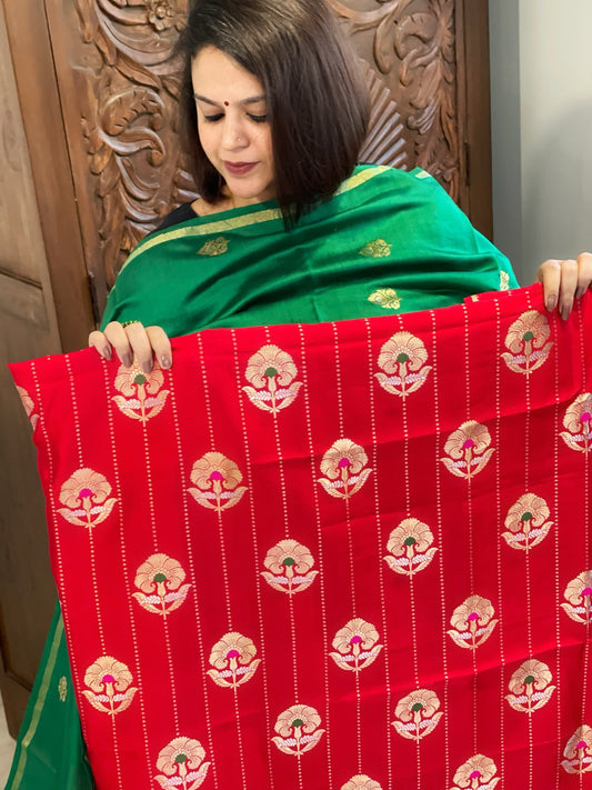 Red Designer Handwoven Kadwa Banarasi Suit Set in Pure Silk - Masakalee