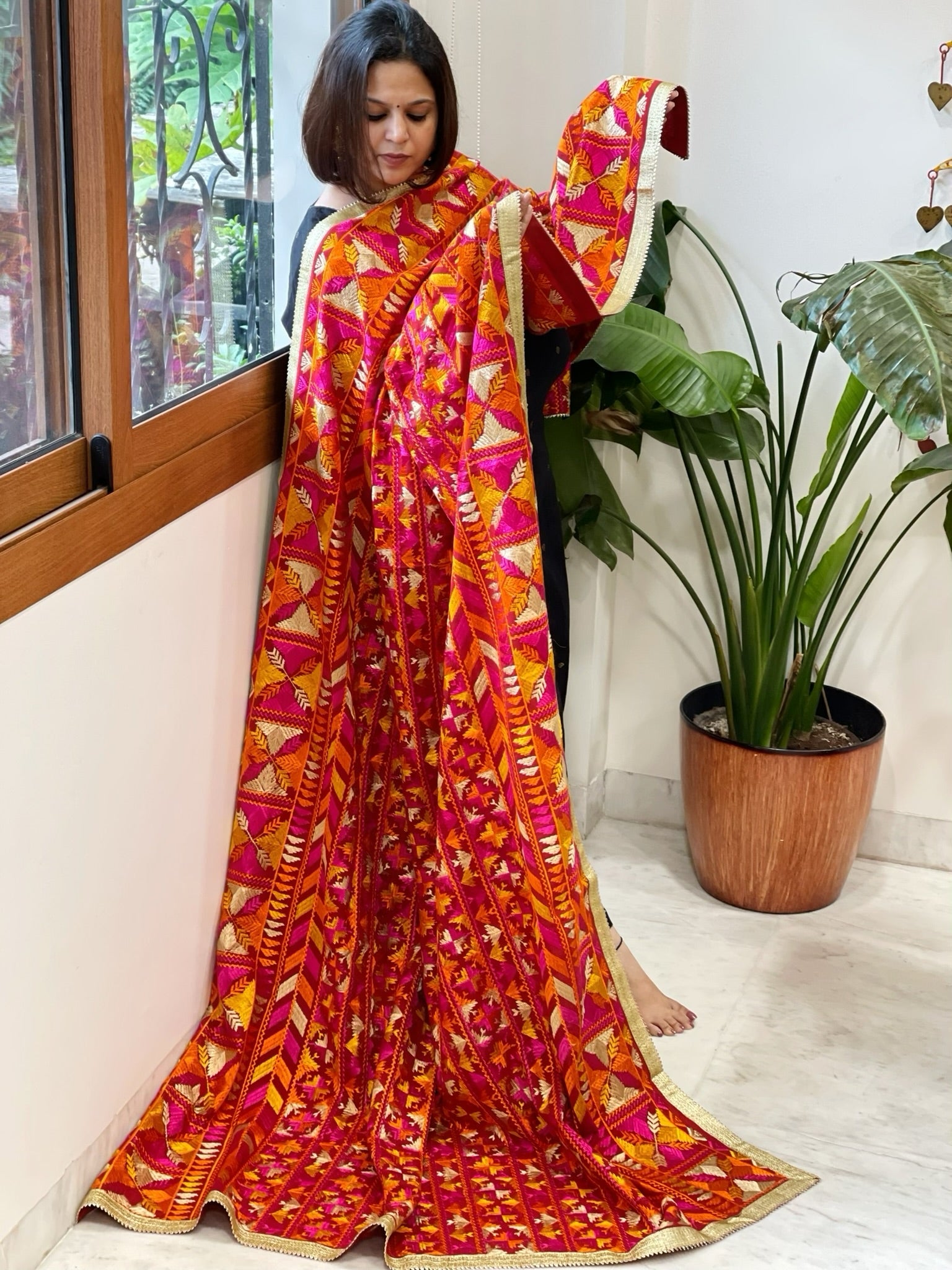 Red Designer Phulkari Dupatta in Khaddar Cotton - Masakalee