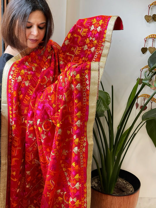 Red Designer Phulkari Dupatta in Khaddar Cotton - Masakalee