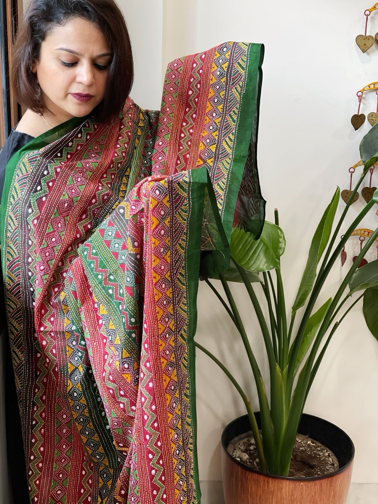 Red, Green Handmade Kantha Dupatta in Silk - Masakalee