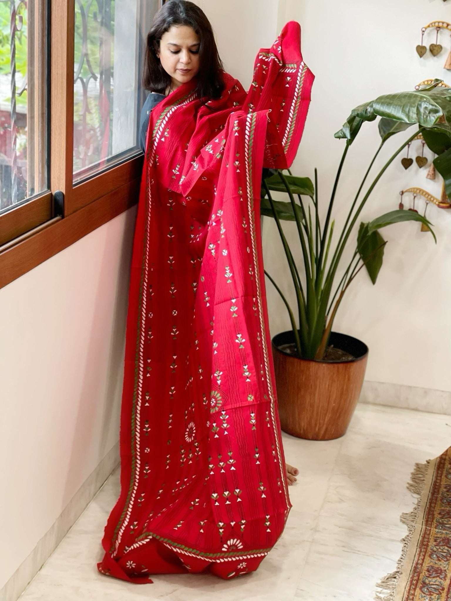 Red Handmade Kantha Dupatta in Pure Cotton - Masakalee
