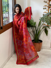 Red Handmade Reverse Nakshi Kantha Dupatta in Silk - Masakalee