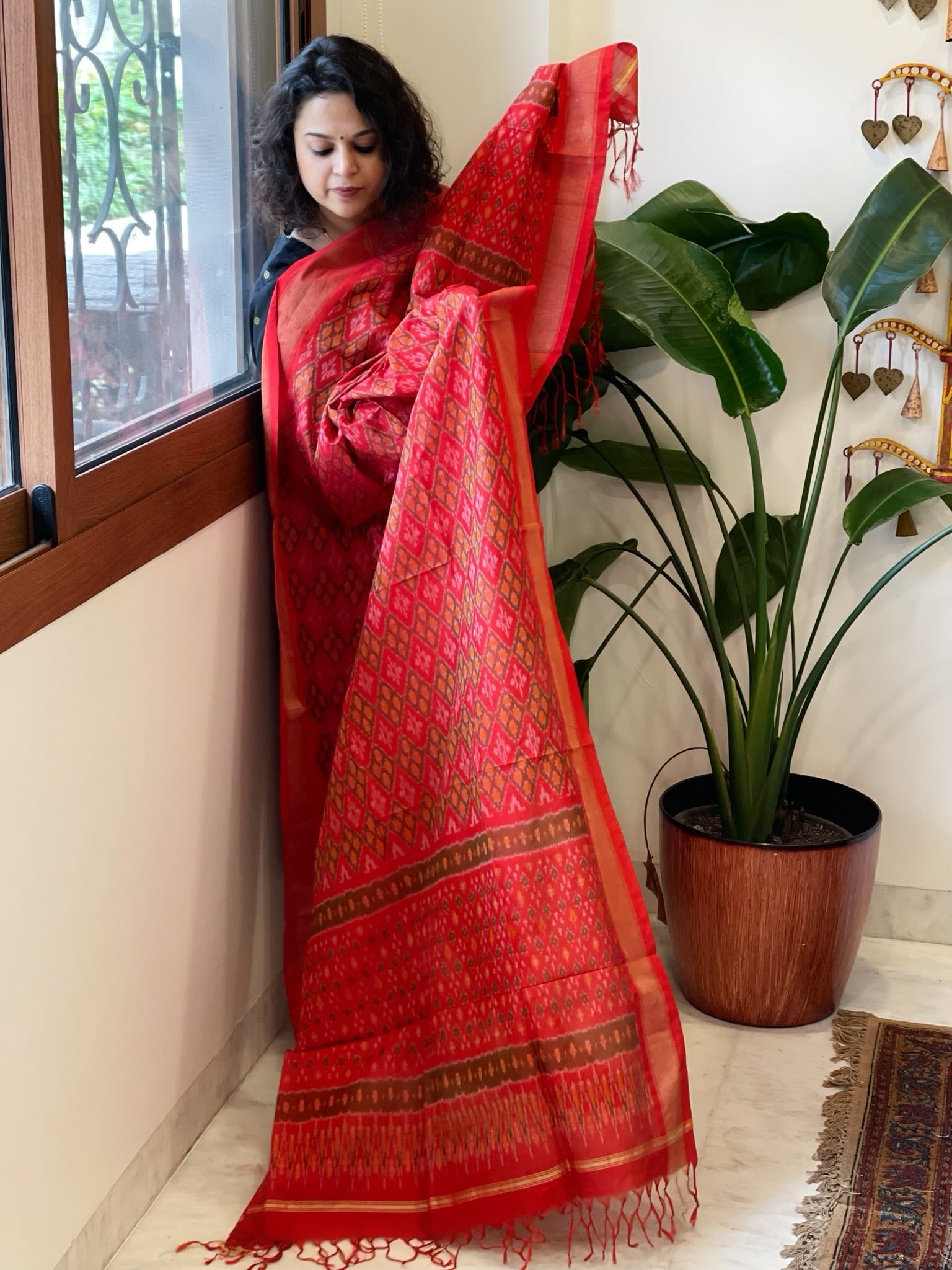 Red Handwoven Ikat Dupatta Pure Silk - Cotton - Masakalee