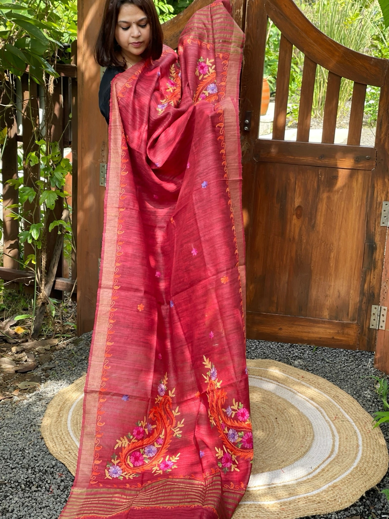 Red Kashmiri Aari Embroidered Dupatta in Geecha Silk - Masakalee