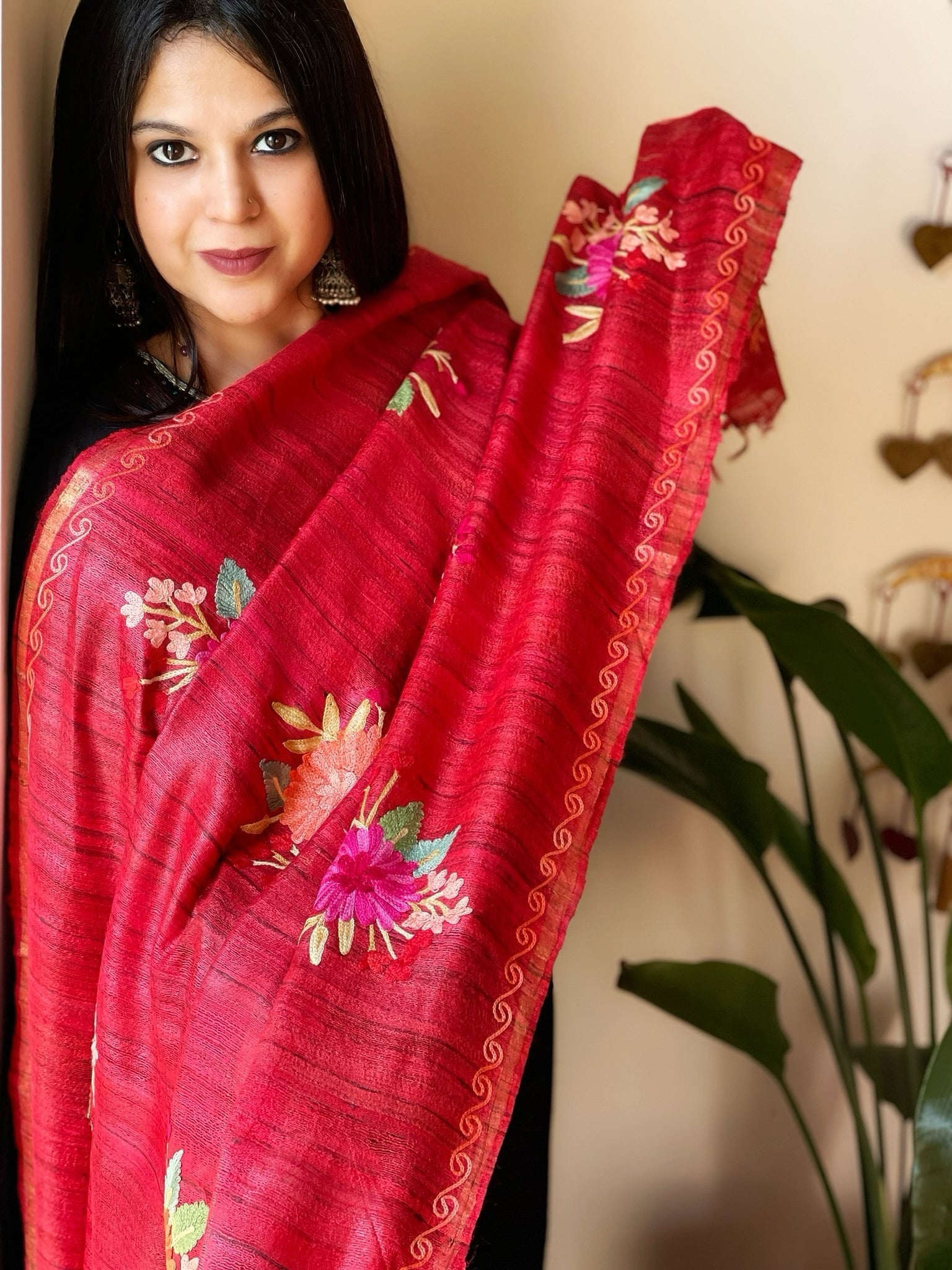 Red Kashmiri Aari Embroidered Dupatta in Geecha Silk - Masakalee