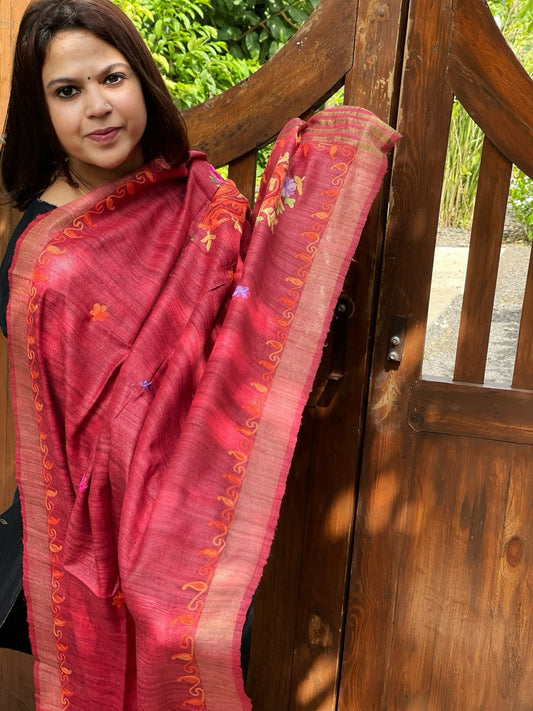 Red Kashmiri Aari Embroidered Dupatta in Geecha Silk - Masakalee