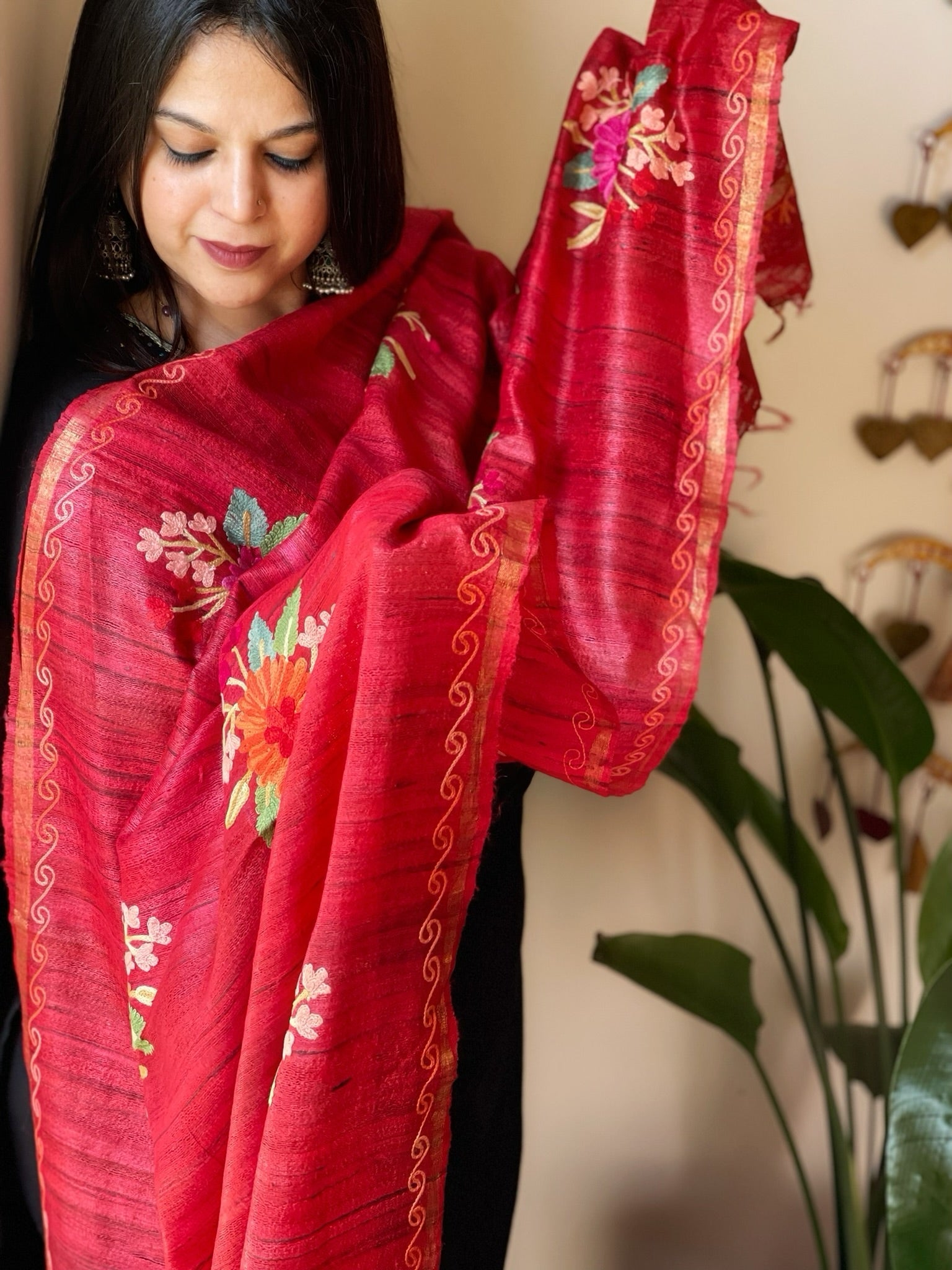 Red Kashmiri Aari Embroidered Dupatta in Geecha Silk - Masakalee