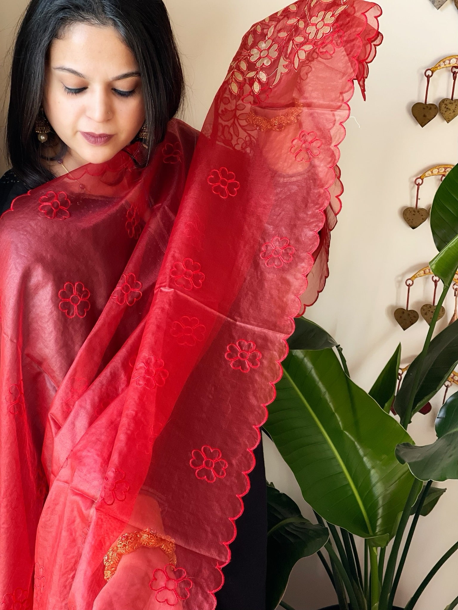 Red Organza dupatta with Applique Work - Masakalee