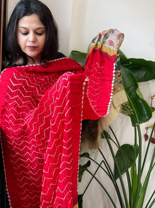 Red Rai Bandhej Dupatta with Handpainted Kalamkari Pallu in Pure Muga Silk - Masakalee