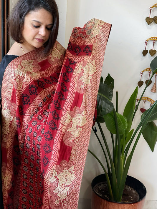 Reddish Rust Ajrakh Handblock Printed Organza Crepe Dupatta with Banarasi Border - Masakalee