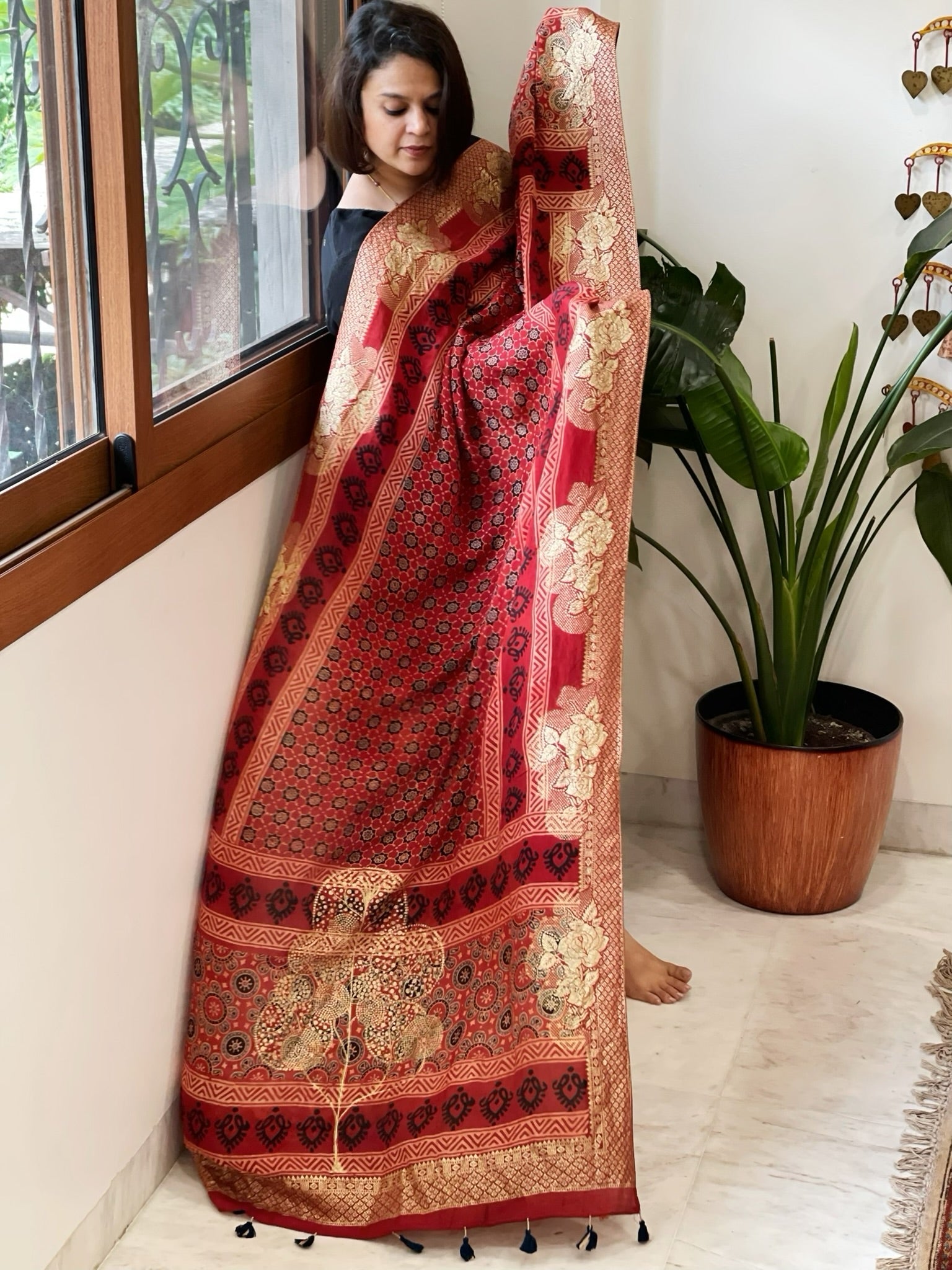 Reddish Rust Ajrakh Handblock Printed Organza Crepe Dupatta with Banarasi Border - Masakalee