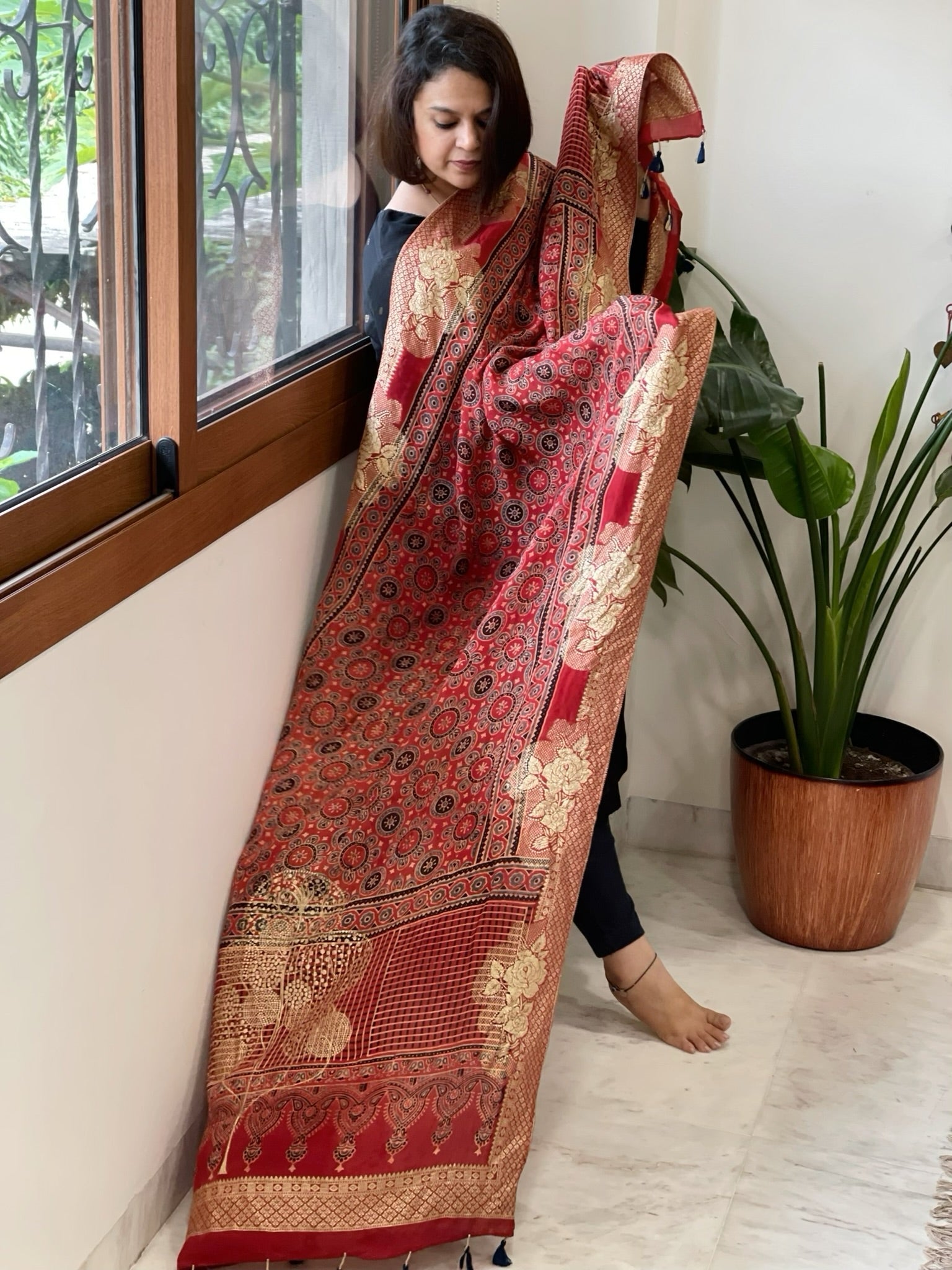 Reddish Rust Ajrakh Handblock Printed Organza Crepe Dupatta with Banarasi Border - Masakalee