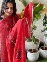 Sozni Hand Embroidery Dupatta in Pure Linen - Masakalee