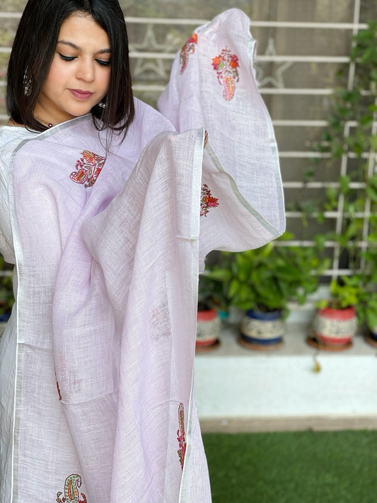 Sozni Hand Embroidery Dupatta in Pure Linen - Masakalee