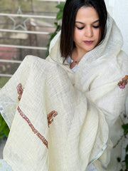 Sozni Hand Embroidery Dupatta in Pure Linen - Masakalee