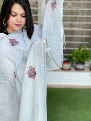 Sozni Hand Embroidery Dupatta in Pure Linen - Masakalee