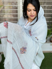 Sozni Hand Embroidery Dupatta in Pure Linen - Masakalee