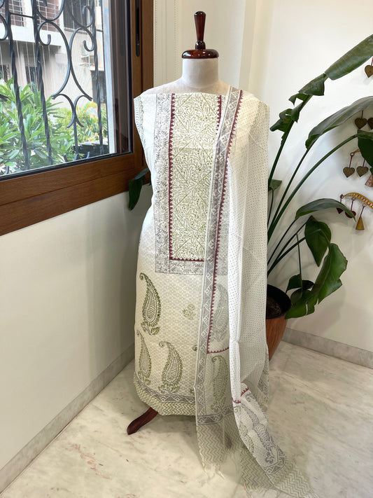 Suit Set with Block Print in Pure Mul Chanderi - Masakalee