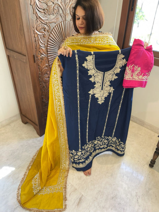 Suit Set with Kashmiri Tilla Work in Crepe - Masakalee