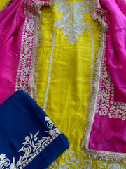 Suit Set with Kashmiri Tilla Work in Crepe - Masakalee