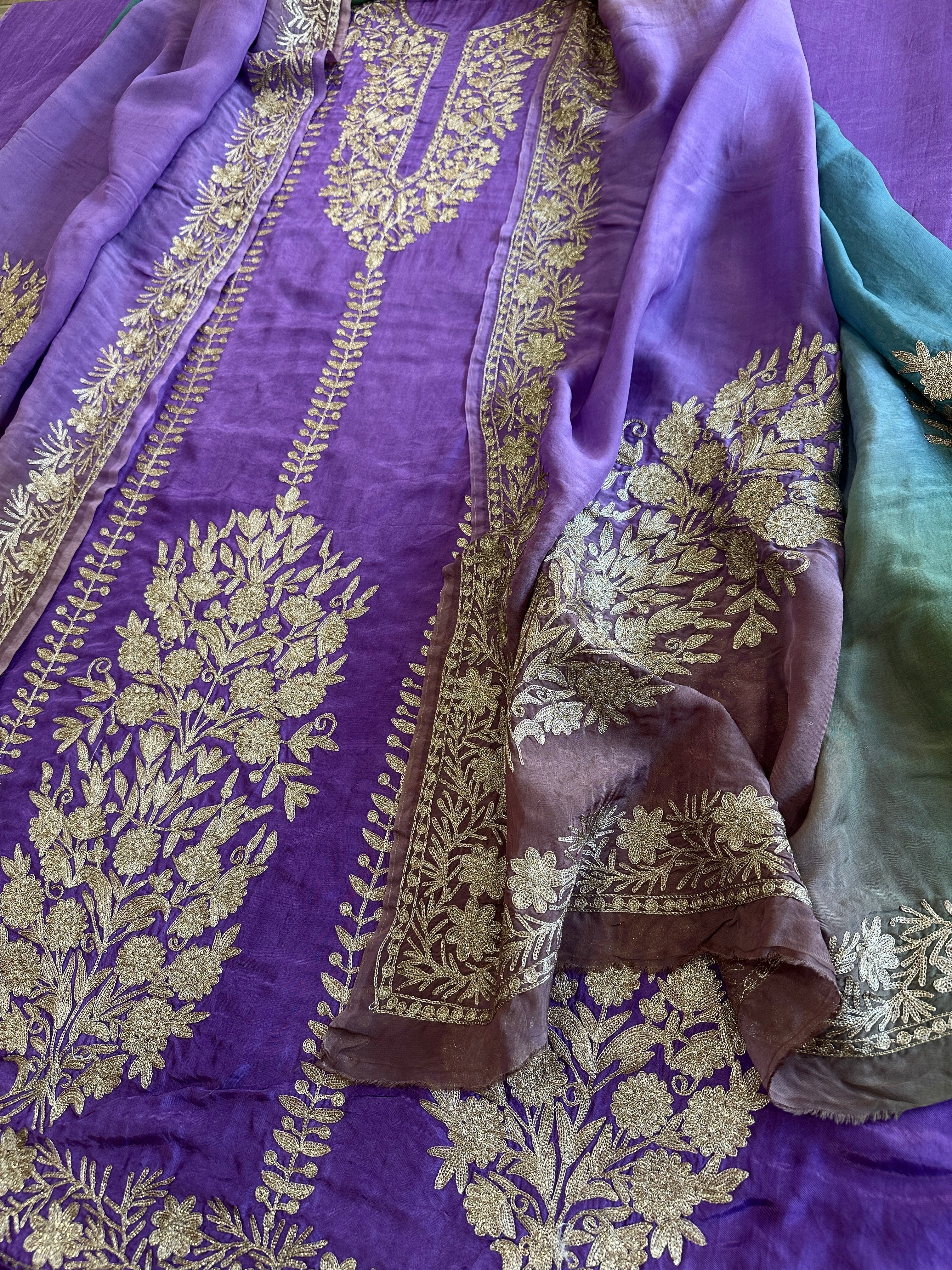 Suit Set with Kashmiri Tilla Work in Dola Silk - Masakalee
