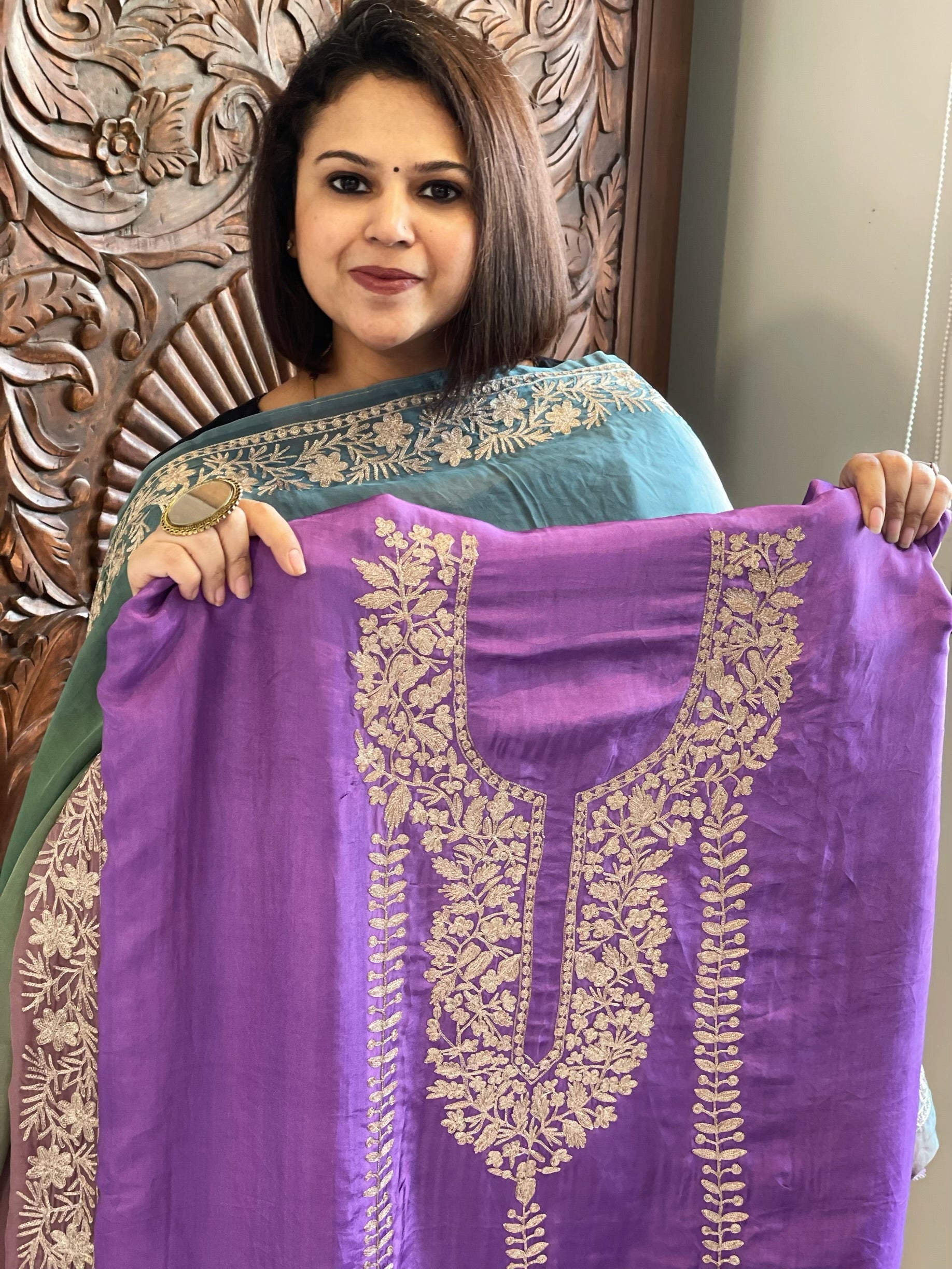 Suit Set with Kashmiri Tilla Work in Dola Silk - Masakalee