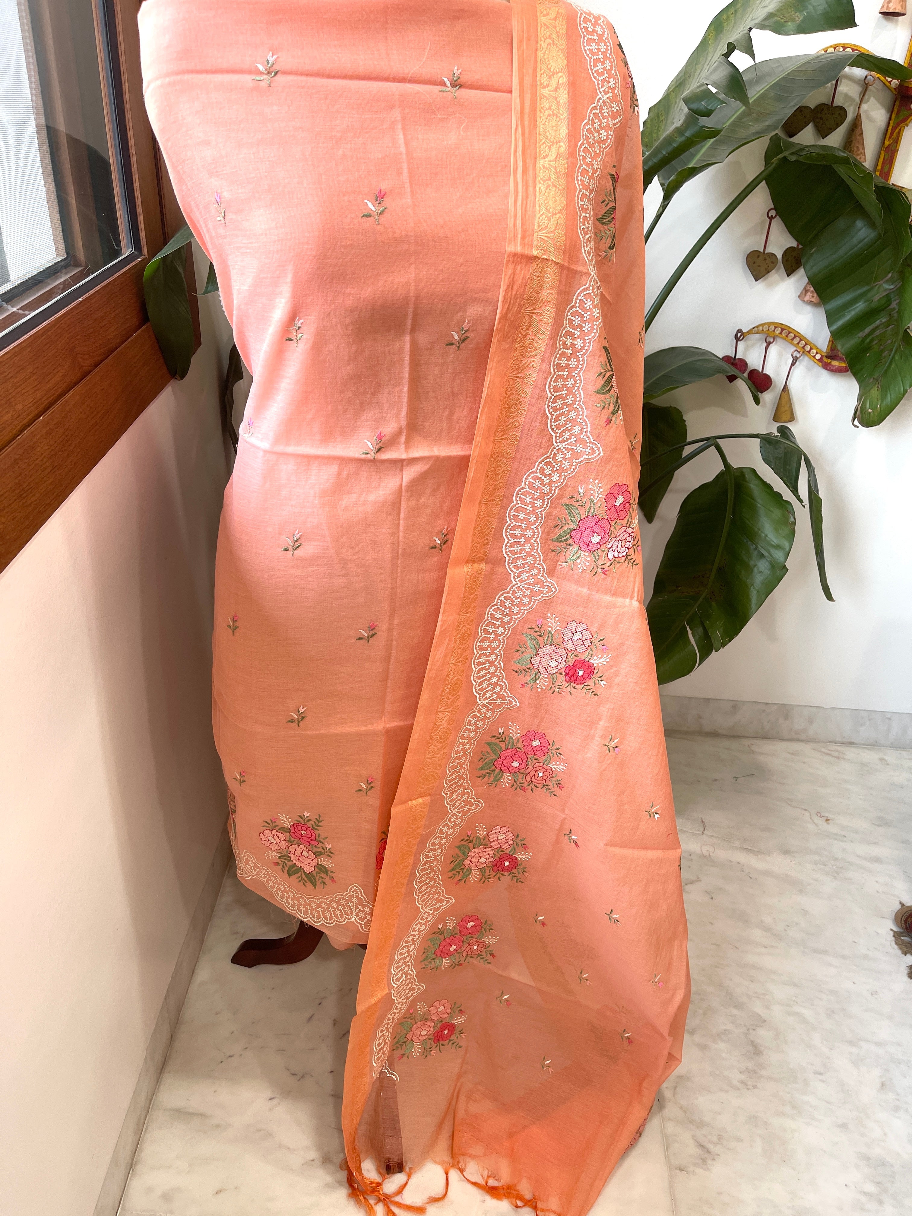 Suit Set with Thread Embroidery in Mul Chanderi - Masakalee