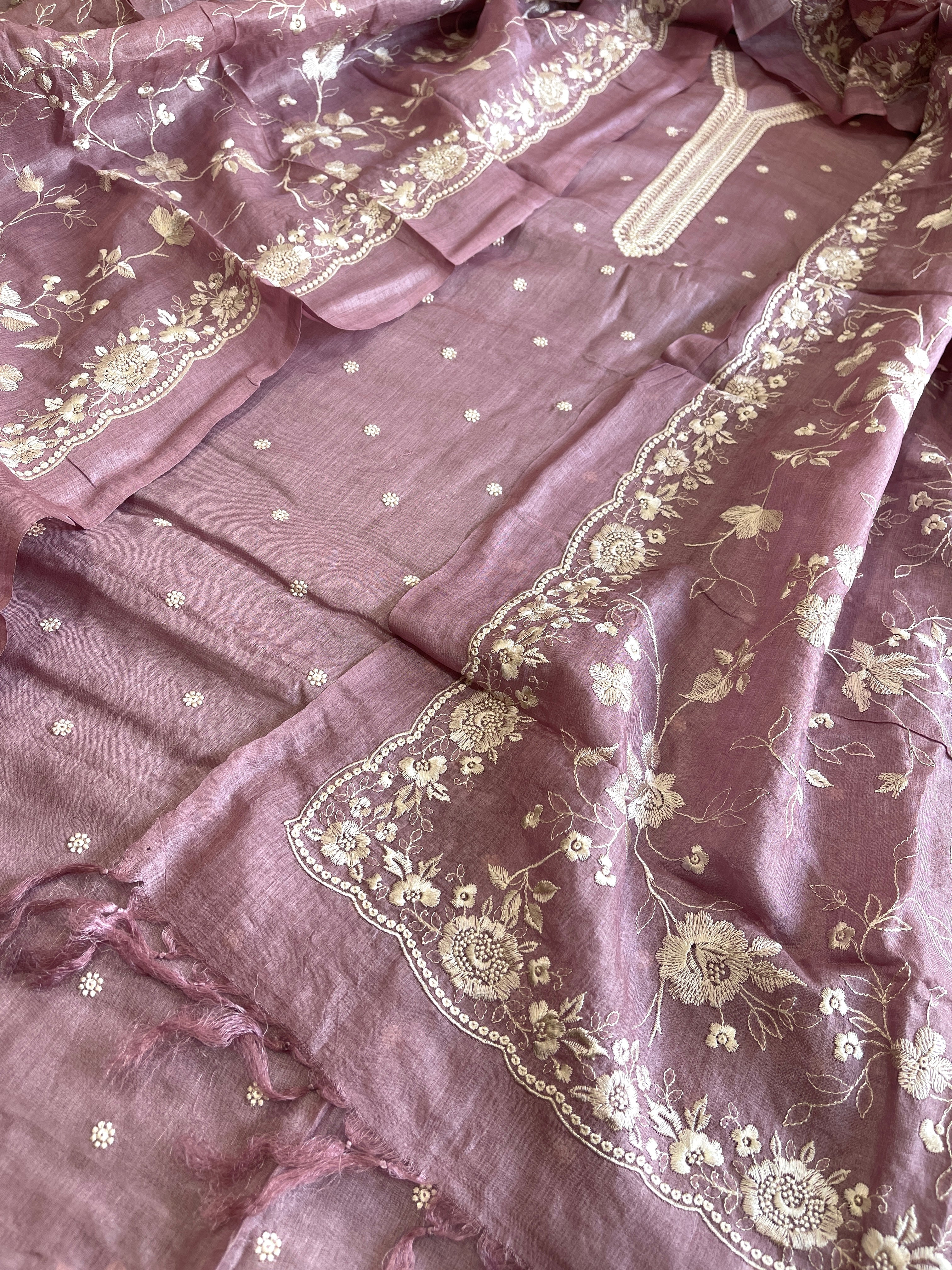 Suit Set with Thread Embroidery in Pure Tussar Silk - Masakalee