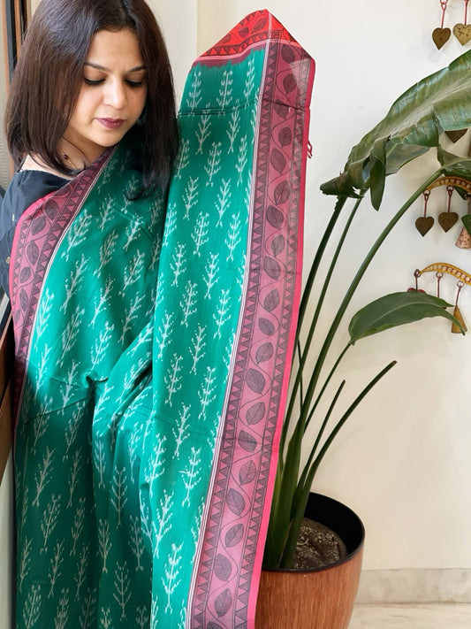 Teal Green Handwoven Ikat Dupatta with Handpainted Madhubani in Cotton - Masakalee