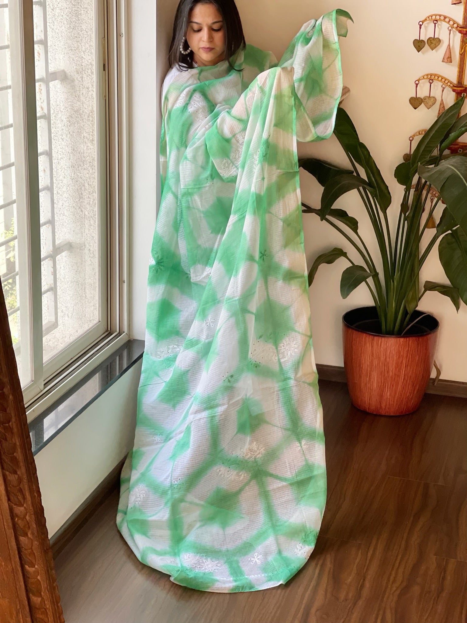 Tie Dye Dupatta with Lucknowi & Mukaish Handwork in Kota Cotton - Masakalee