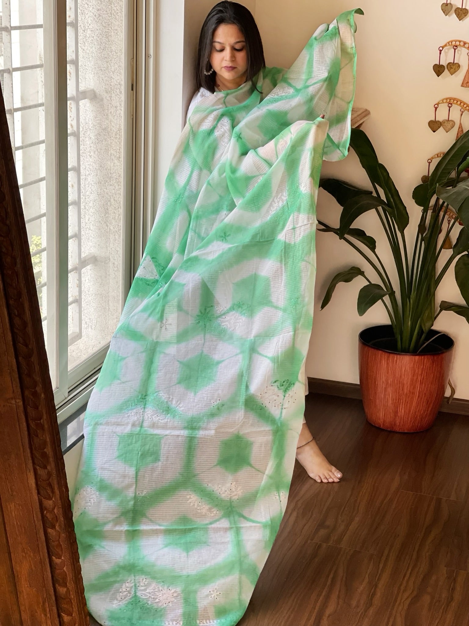 Tie Dye Dupatta with Lucknowi & Mukaish Handwork in Kota Cotton - Masakalee