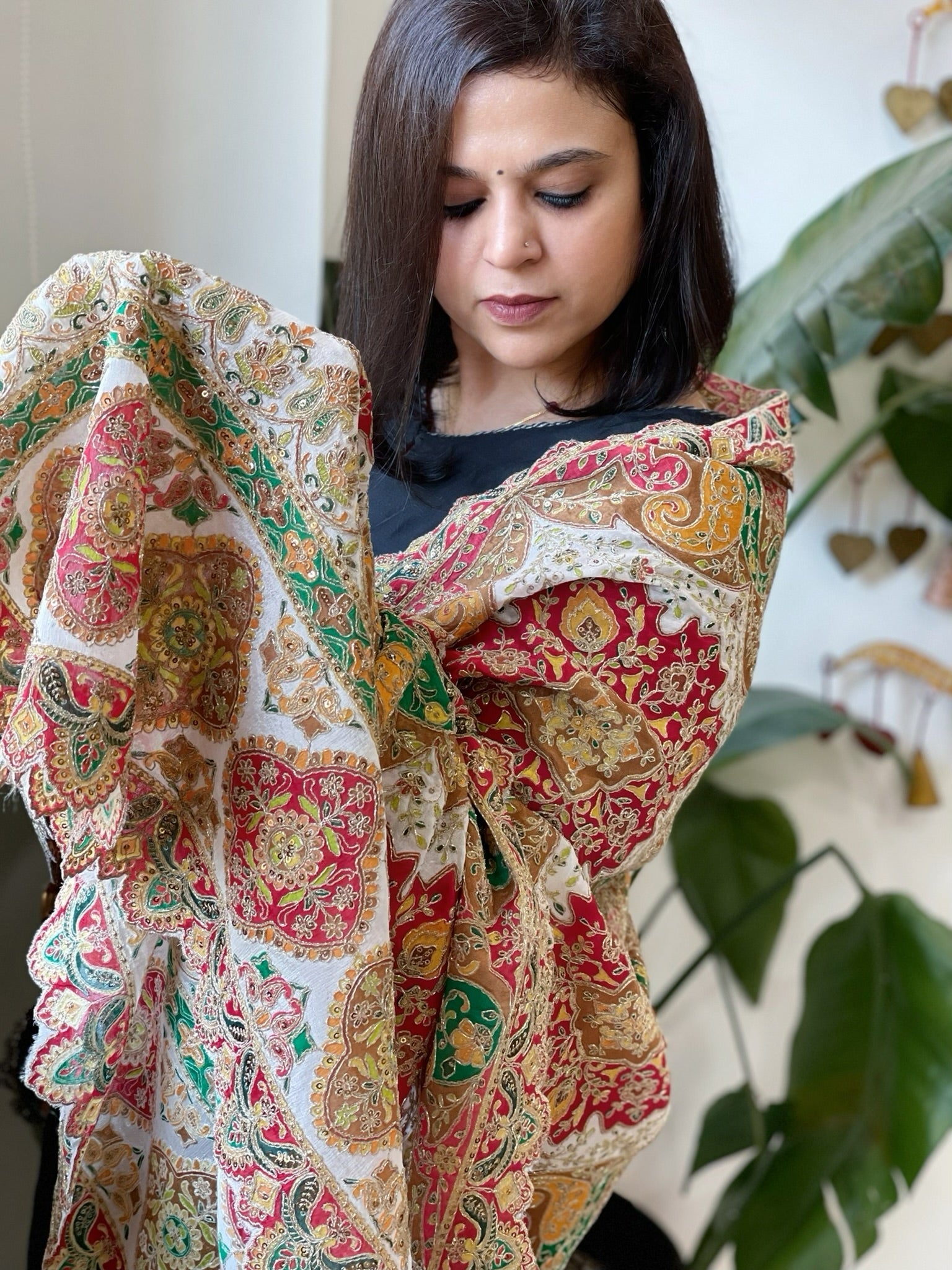 White Chinon Dupatta with Aari Embroidery - Masakalee