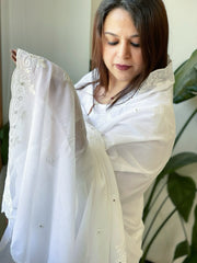 White Cotton Dupatta with Thread Jaal Embroidery - Masakalee