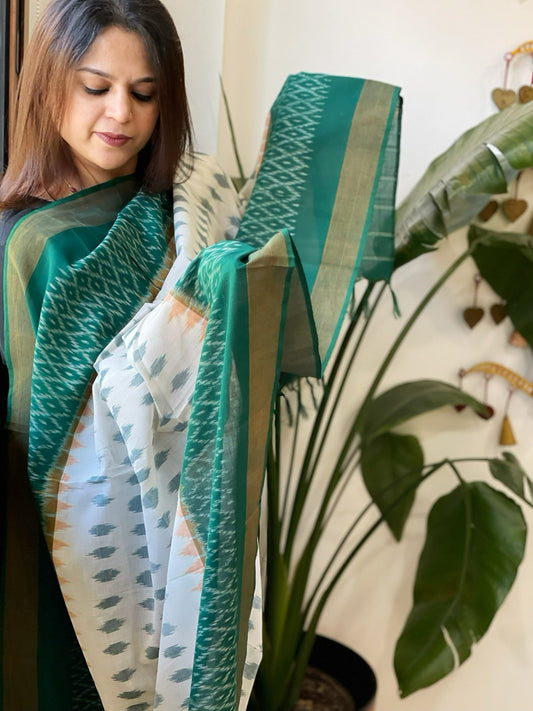 White, Green Handwoven Ikat Dupatta in Cotton - Masakalee