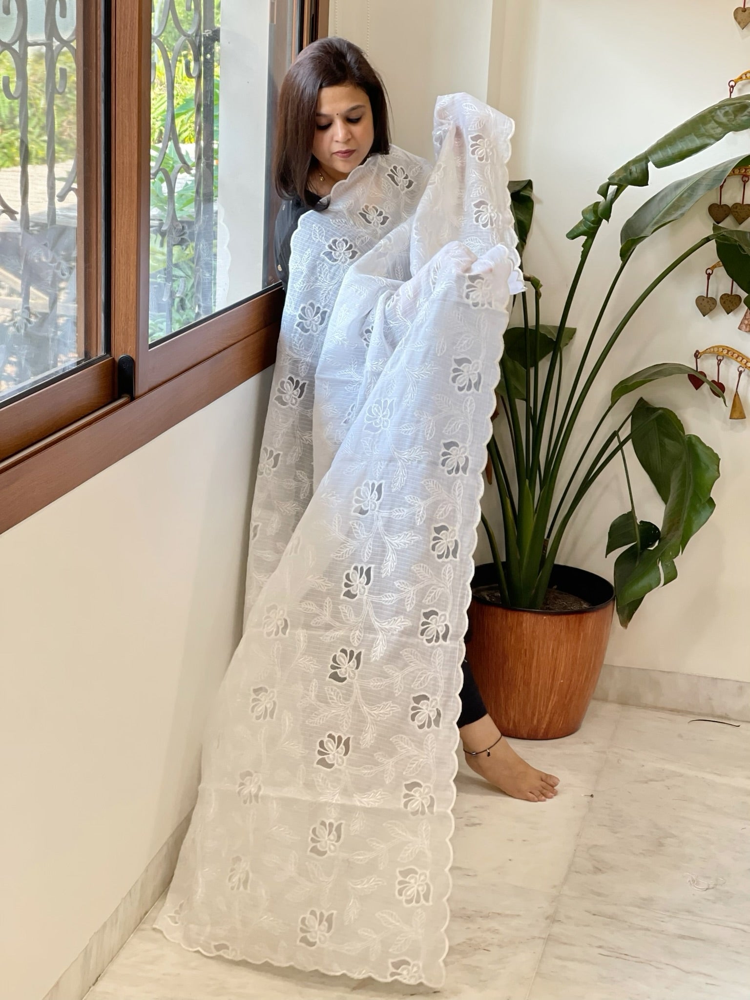 White Jaal Cut Work Dupatta in Kota Cotton - Masakalee
