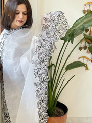 White Kota Cotton Dupatta with Cut Work - Masakalee