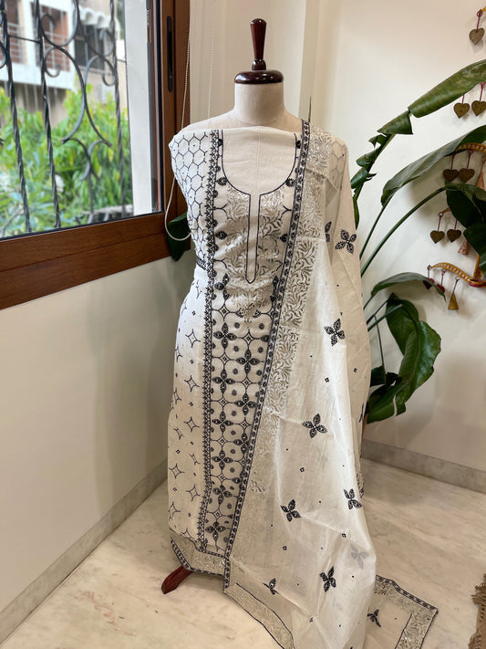White Suit Set with Thread and Mukaish Work in Chanderi - Masakalee