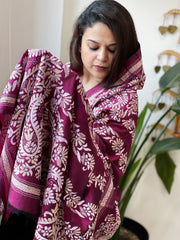 Wine Handmade Nakshi Kantha Dupatta in Pure Silk - Masakalee