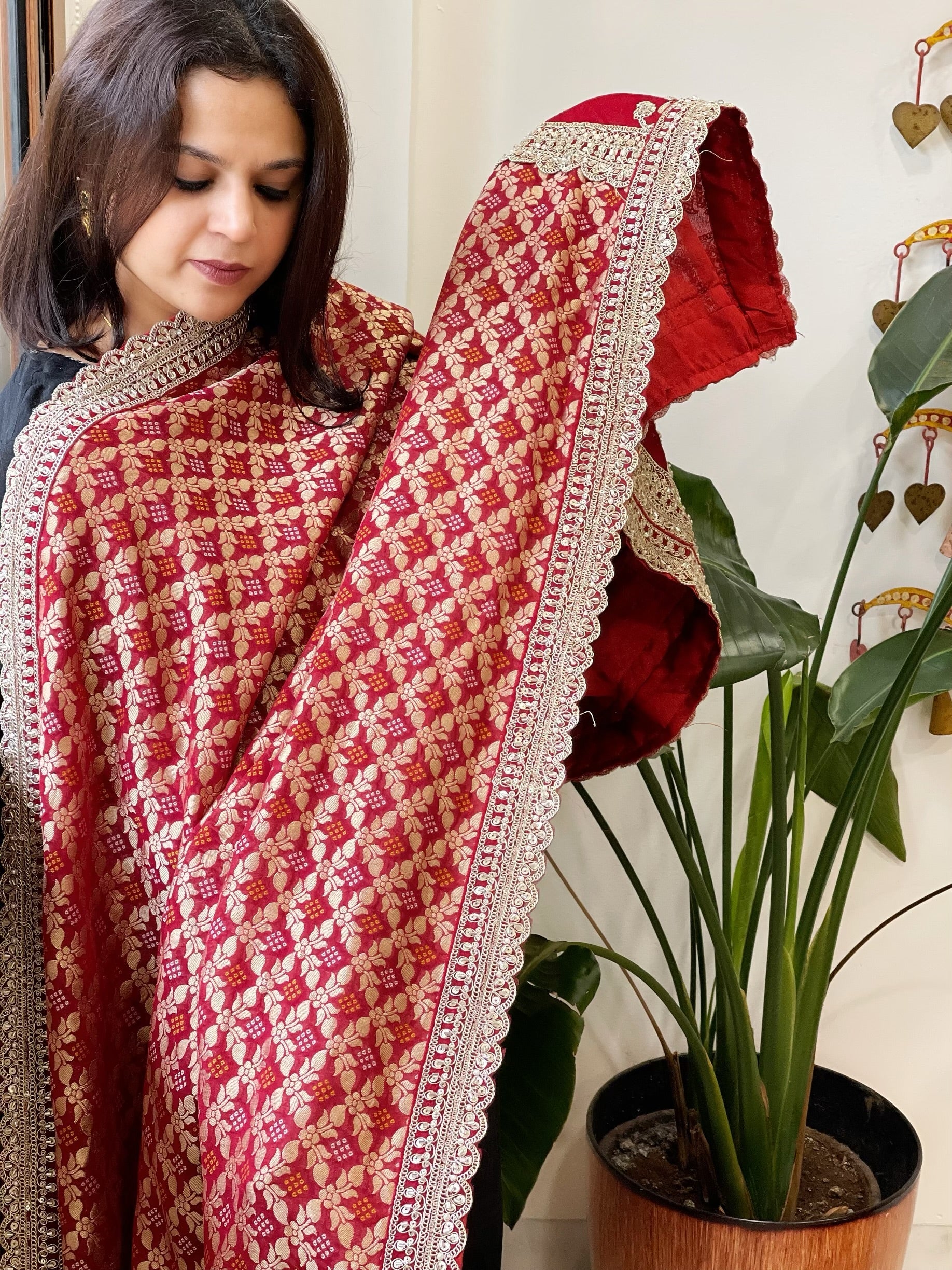 Woven Bandhej Banarasi Dupatta in Fine Georgette with Zardosi Work - Masakalee