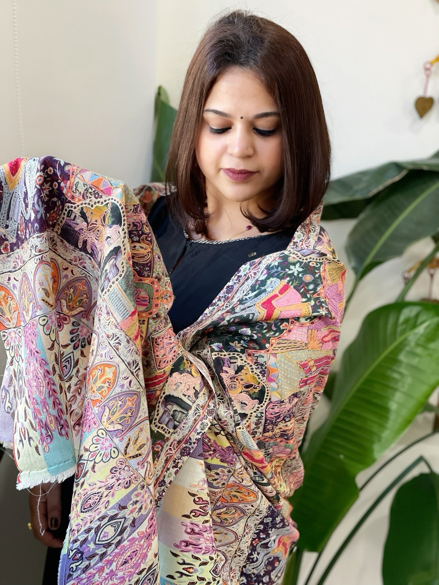 Woven Pashmina Kalamkari Stole with Embroidery - Masakalee