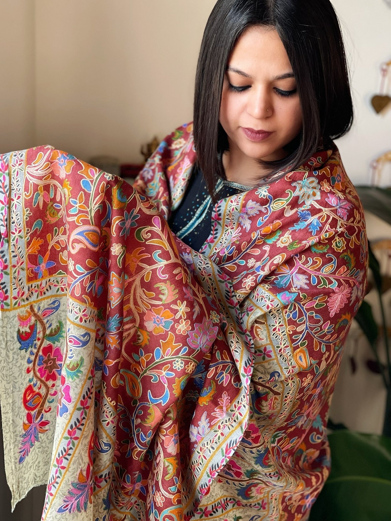 Woven Pashmina Kalamkari Stole with Embroidery - Masakalee