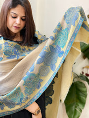 Woven Pashmina Zari Stole with Floral Kaani Pallu - Masakalee
