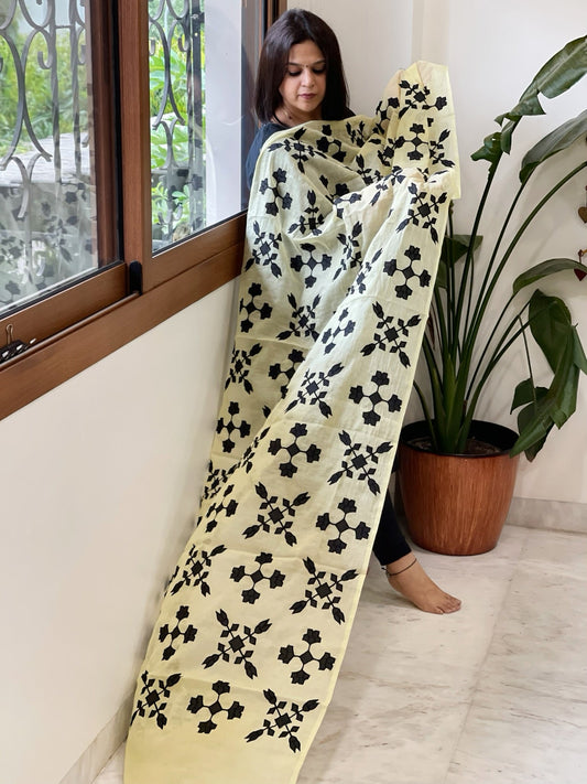 Yellow Applique handwork Dupatta in Mul Chanderi - Masakalee