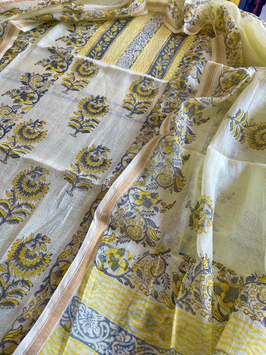 Yellow Handblock Printed Suit Set in Mul Cotton - Masakalee