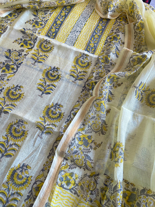 Yellow Handblock Printed Suit Set in Mul Cotton - Masakalee